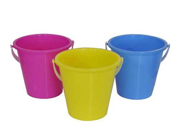 12x 5.5inch Round Plastic Colour Sand Bucket