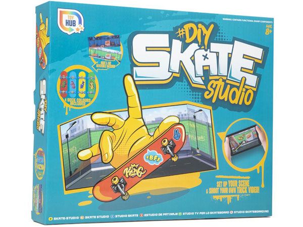 Grafix Toy Hub DIY Mini Skate Studio | R03-1066